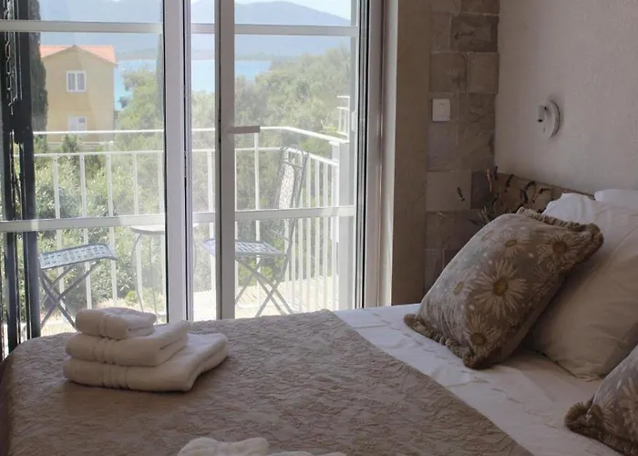 Vera -three Bedroom With Swimming Pool Villa *