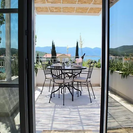 Vera -three Bedroom With Swimming Pool Villa *