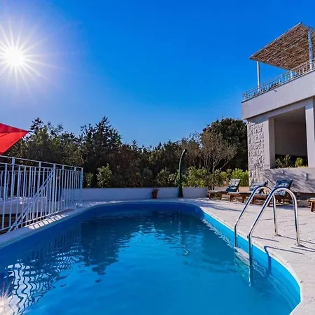 Vera -three Bedroom With Swimming Pool * Lovište
