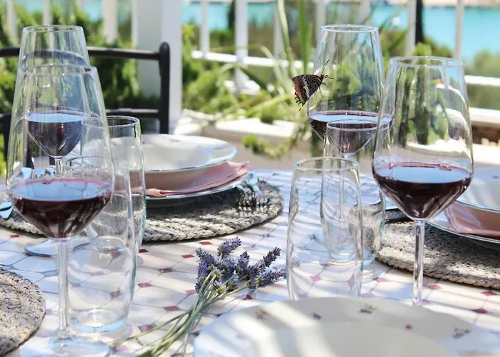 ヴィラ Vera -three Bedroom With Swimming Pool Lovište