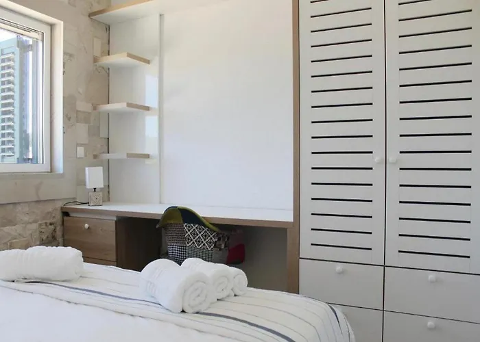 Vera -three Bedroom With Swimming Pool *